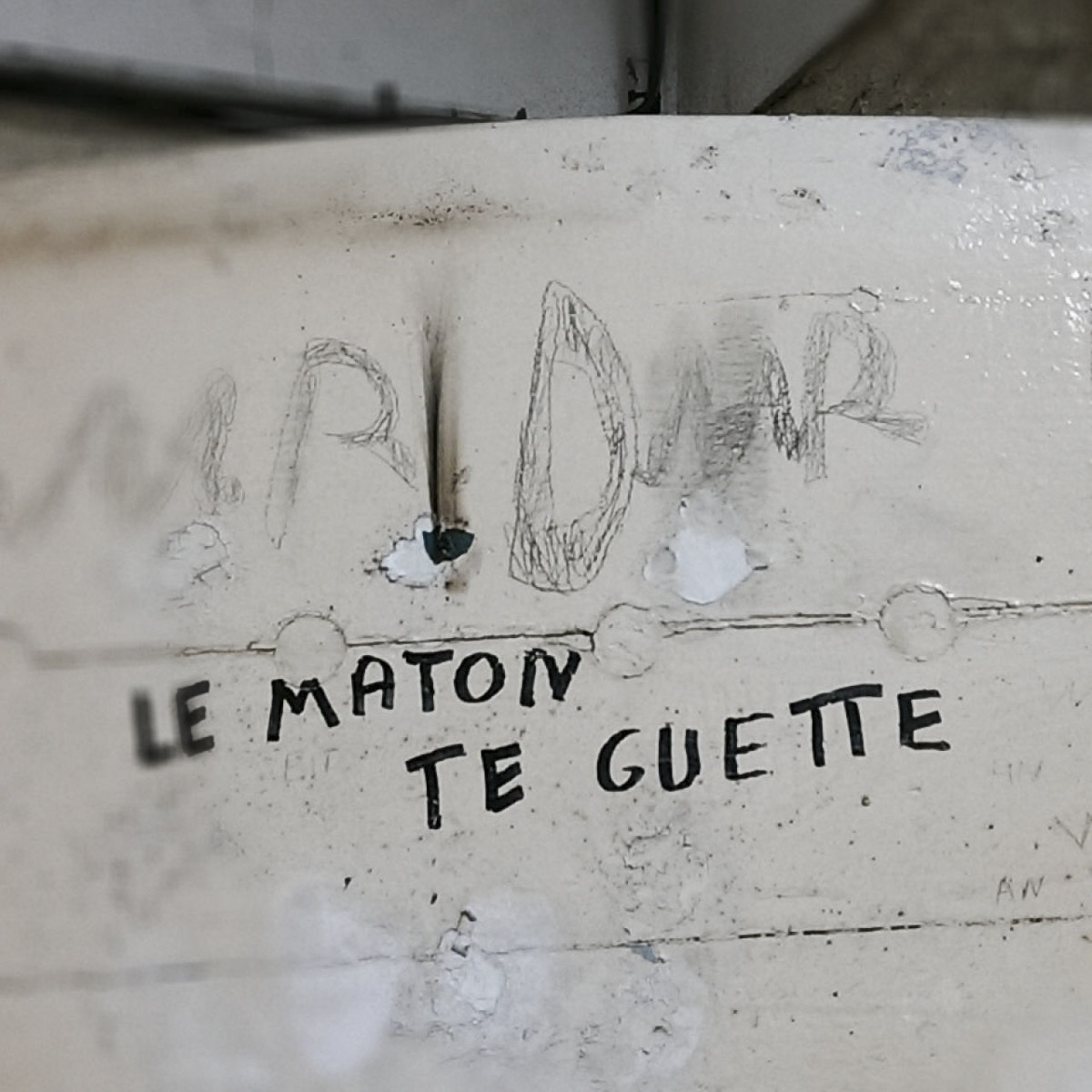 Dans l'œil du maton